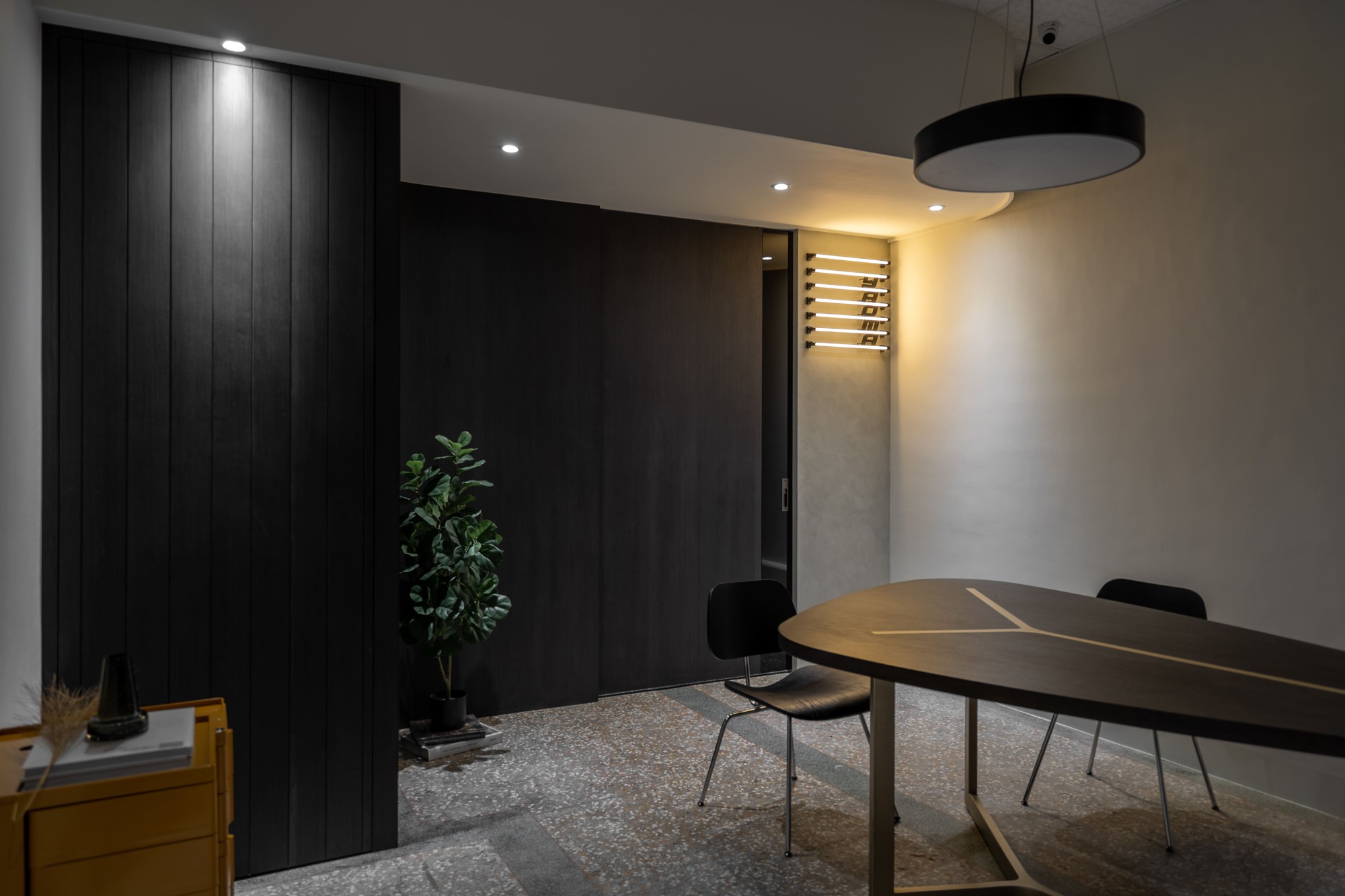006 YAOMA Office — 04