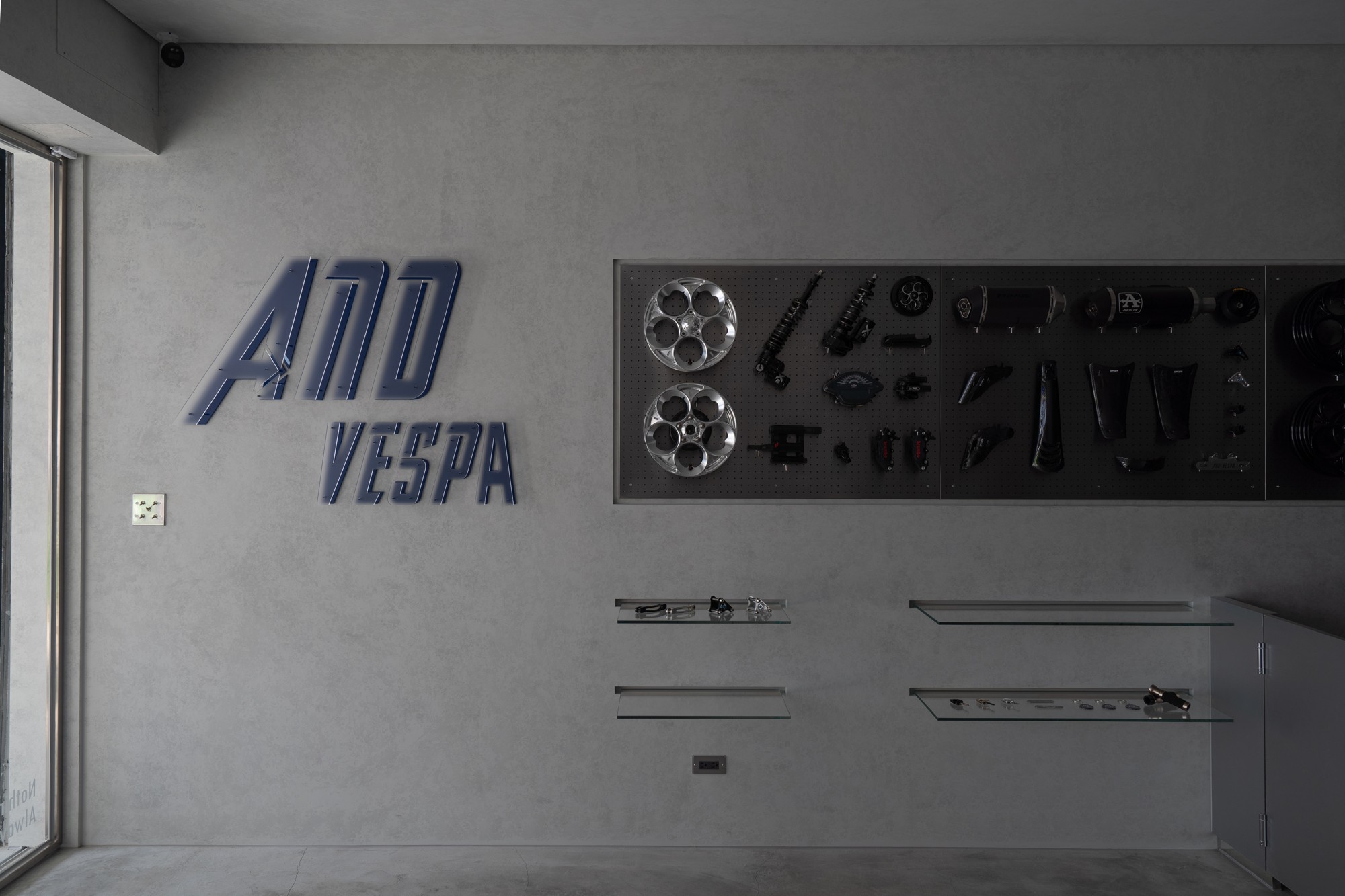 017 AND Vespa — 22
