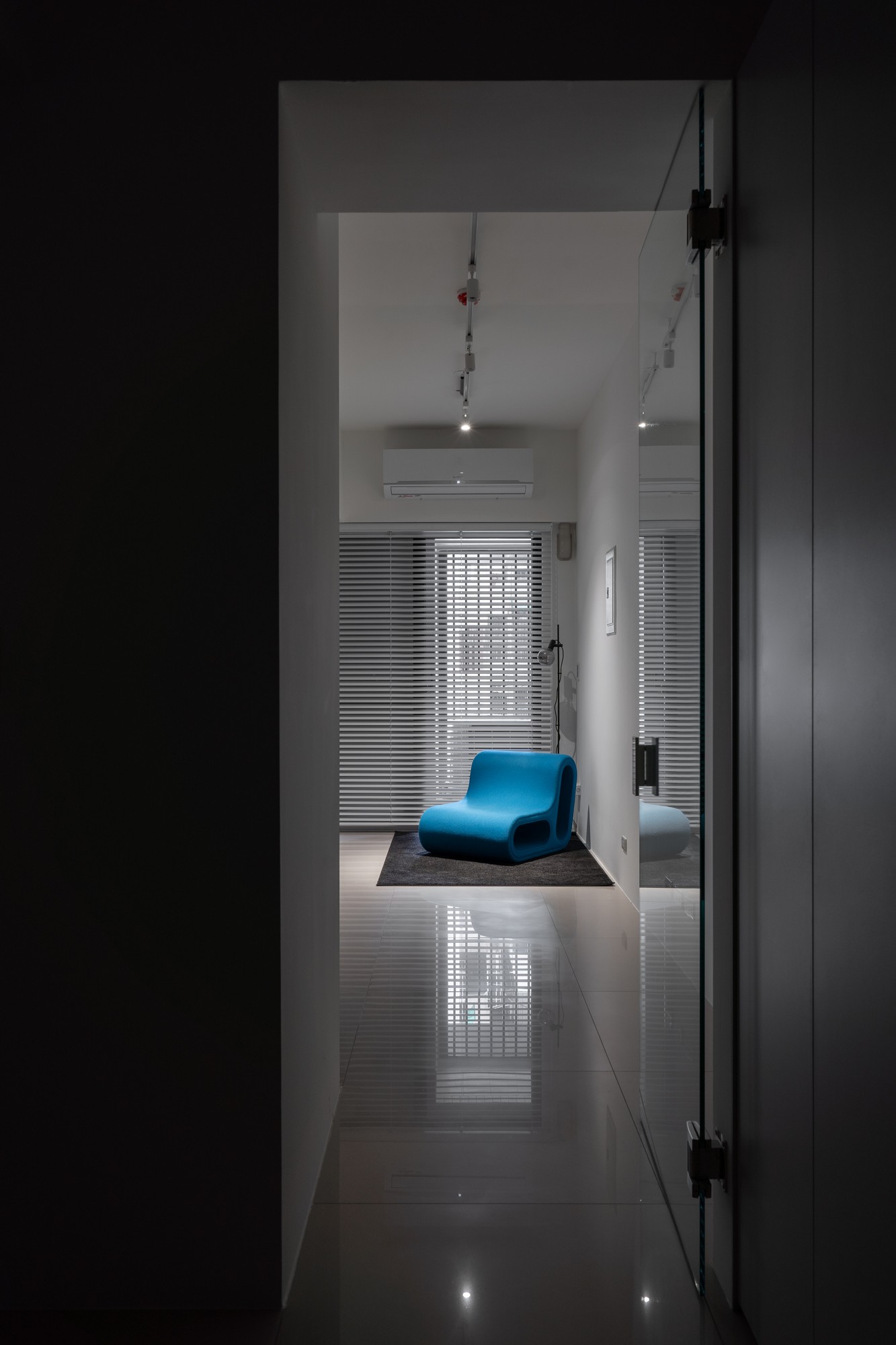 025 Vangas Office — 14